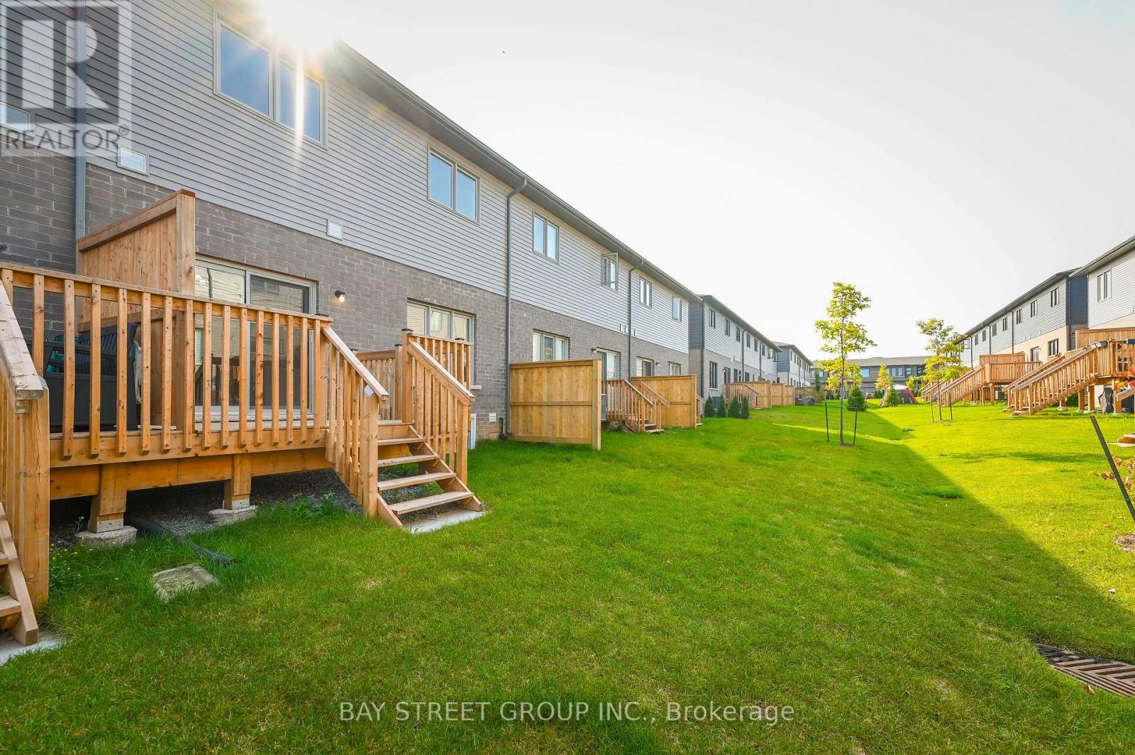 #61 4552 PORTAGE ROAD - 34