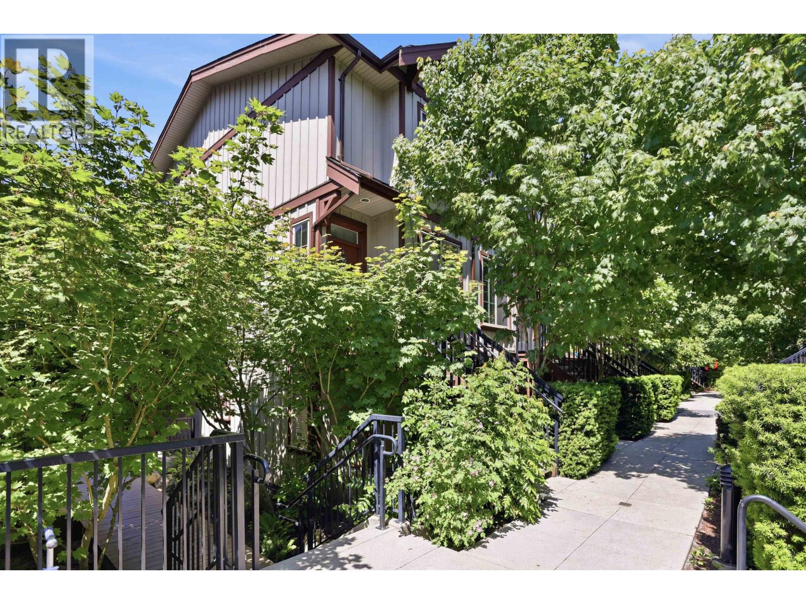 46 433 SEYMOUR RIVER PLACE, North Vancouver
