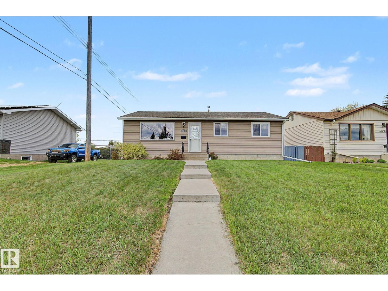 13548 123 ST NW - 1