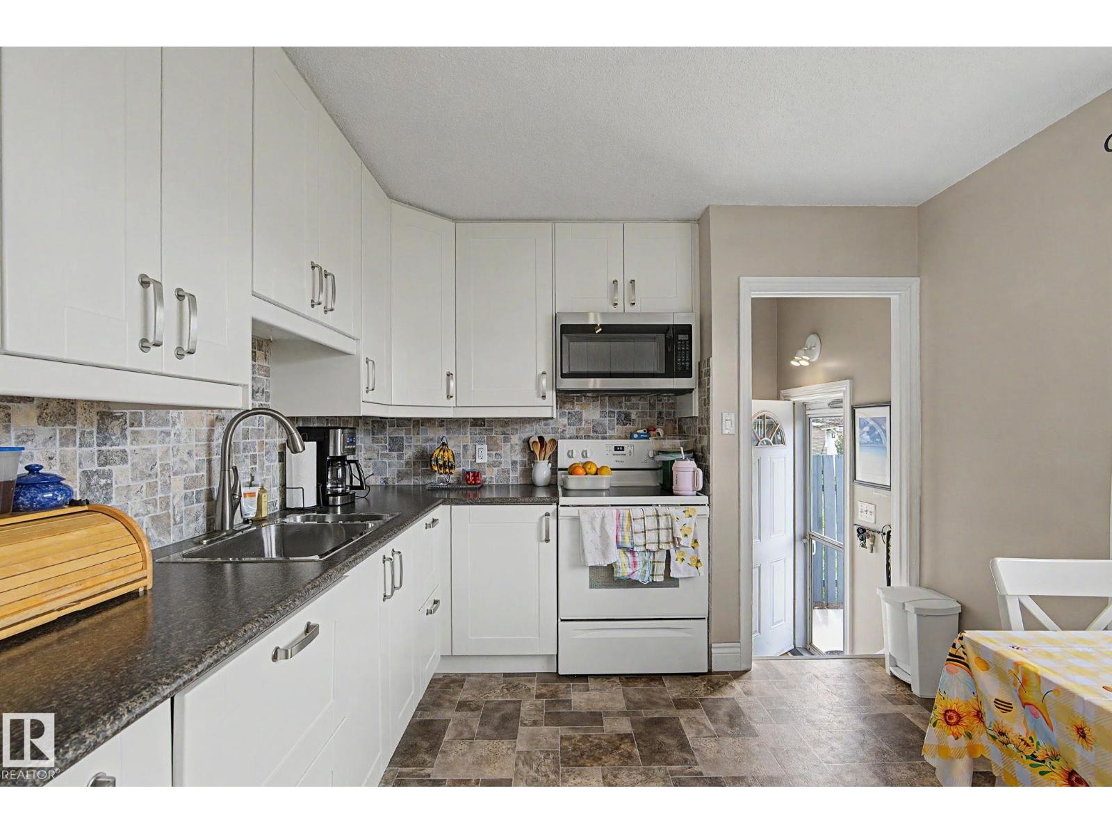 13548 123 ST NW - 13
