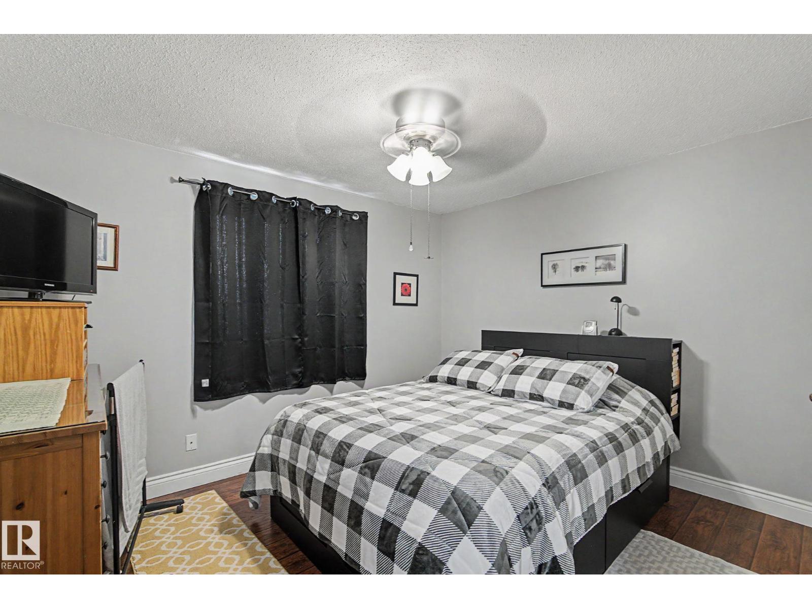 13548 123 ST NW - 18