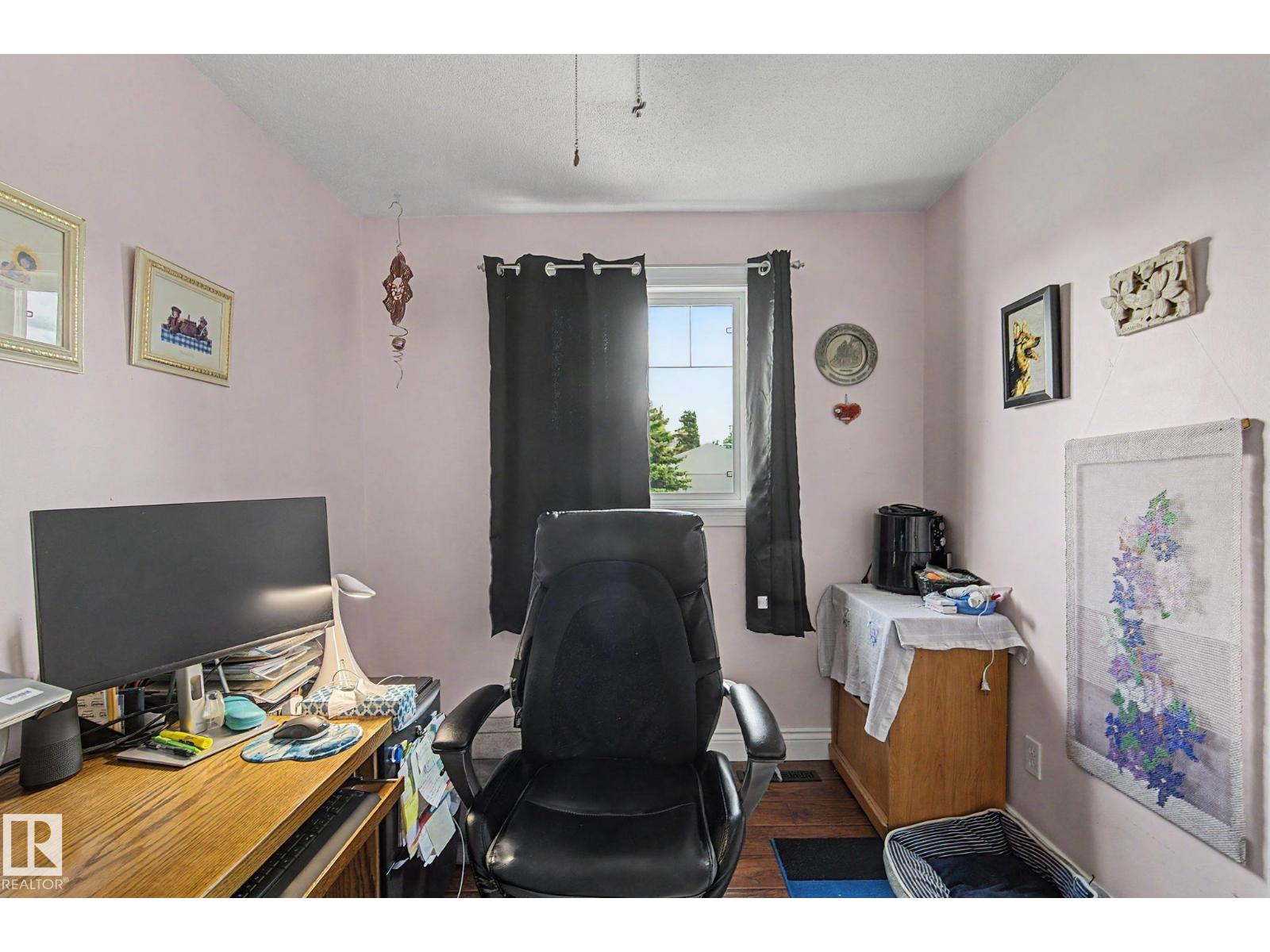 13548 123 ST NW - 24
