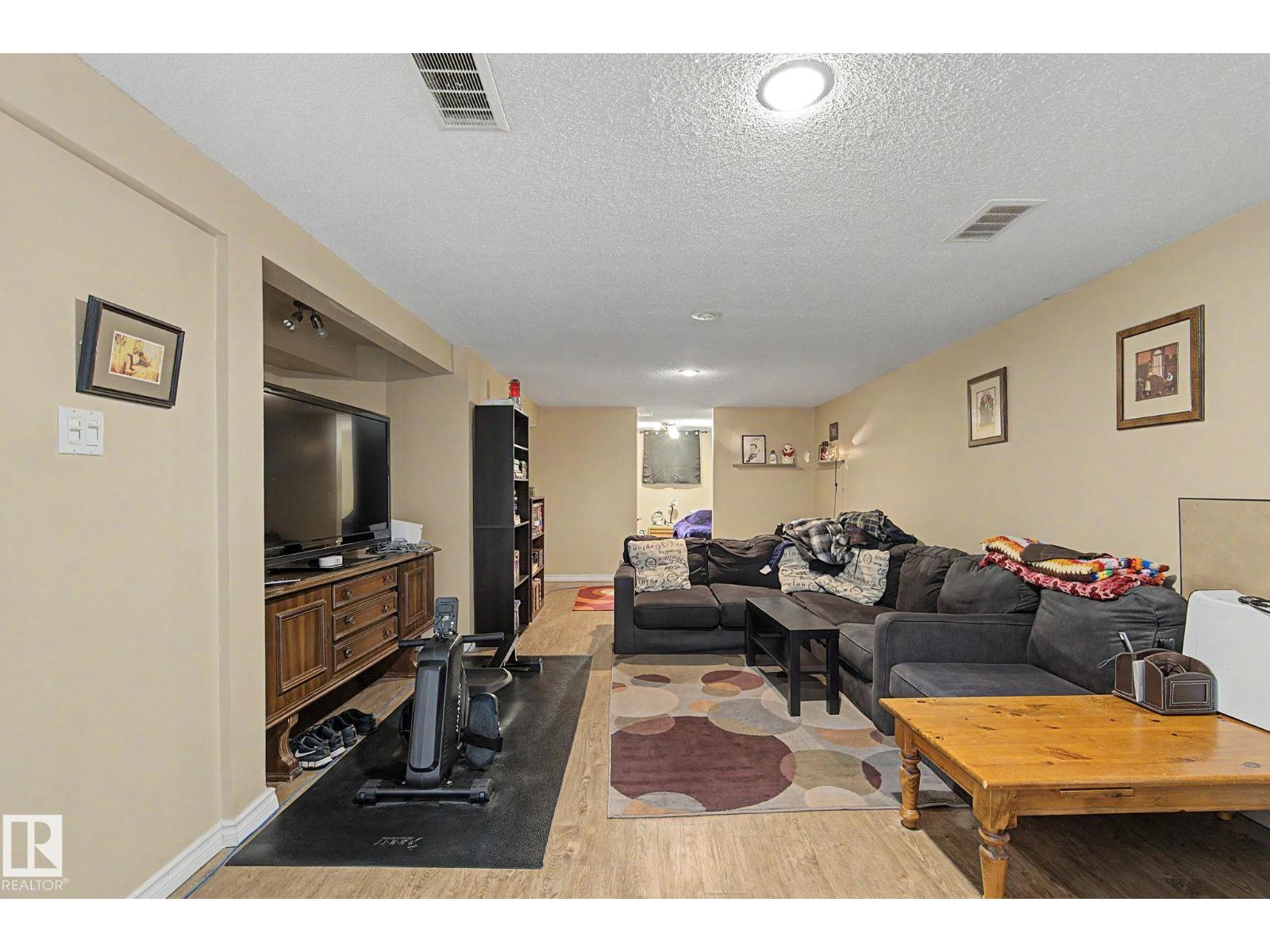 13548 123 ST NW - 28