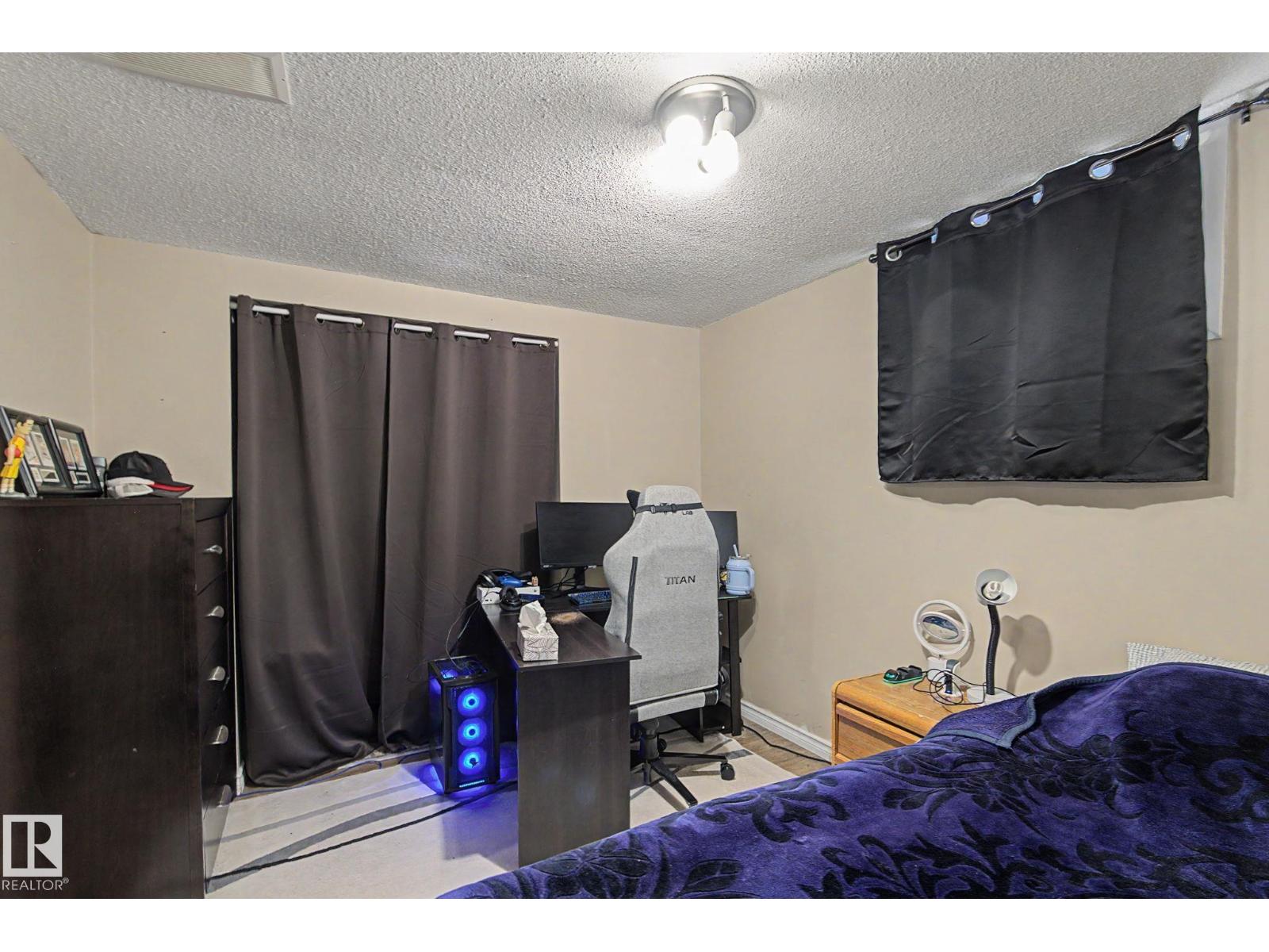 13548 123 ST NW - 33