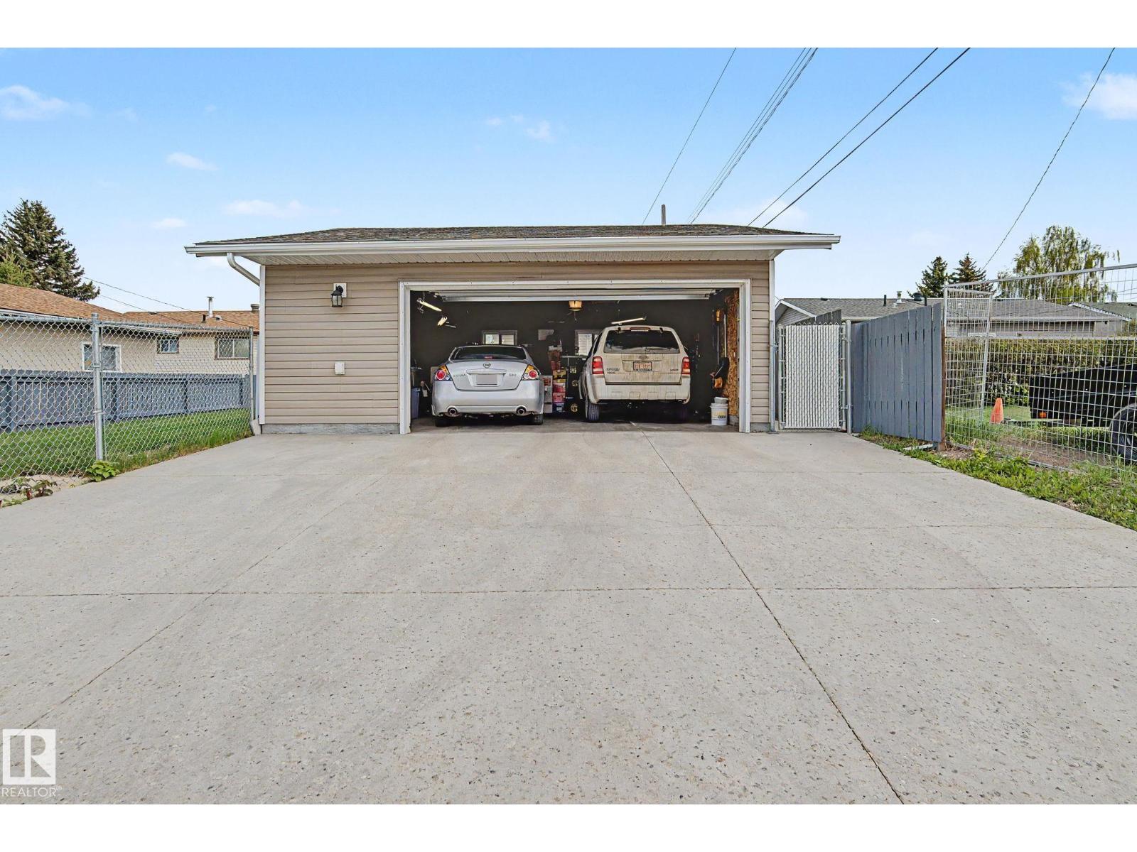 13548 123 ST NW - 46