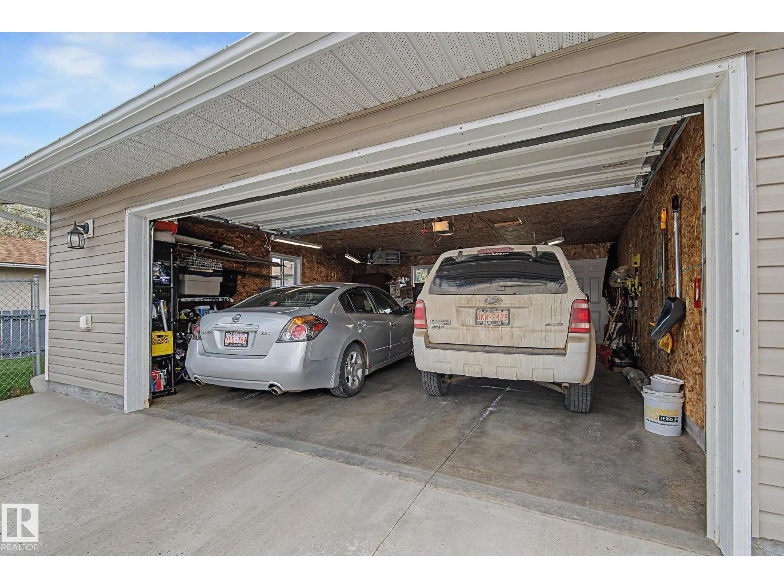 13548 123 ST NW - 47