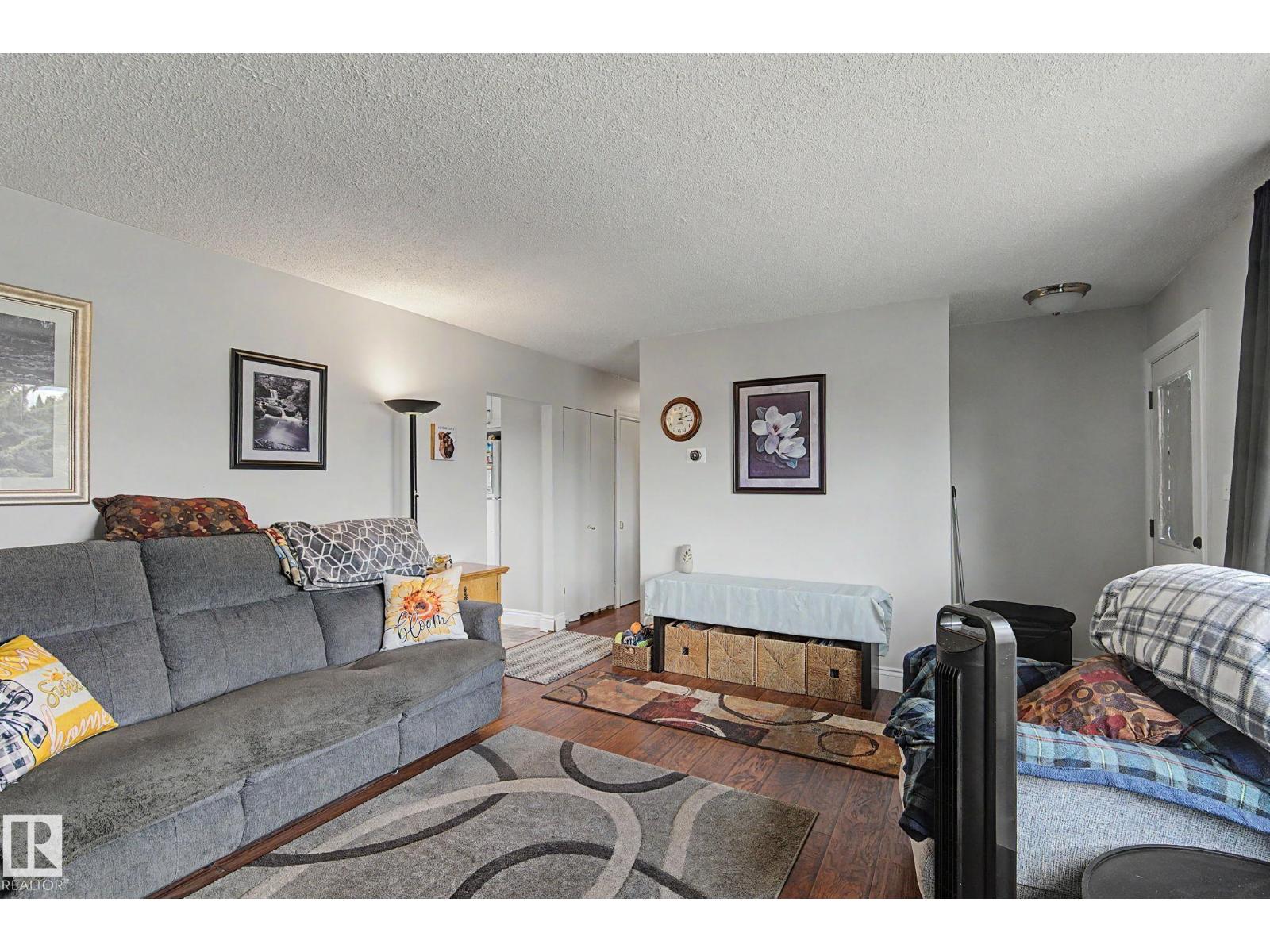 13548 123 ST NW - 6