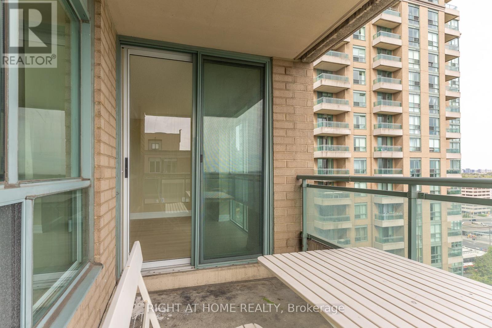 #1706 3 PEMBERTON AVENUE - 21