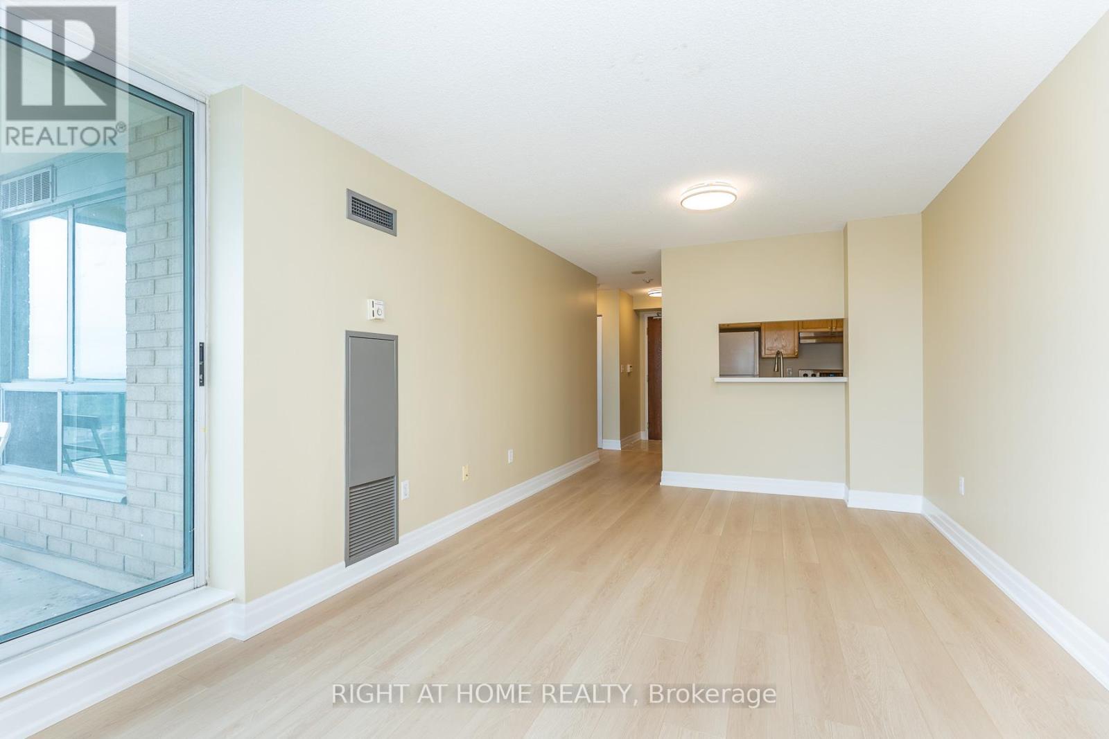 #1706 3 PEMBERTON AVENUE - 16