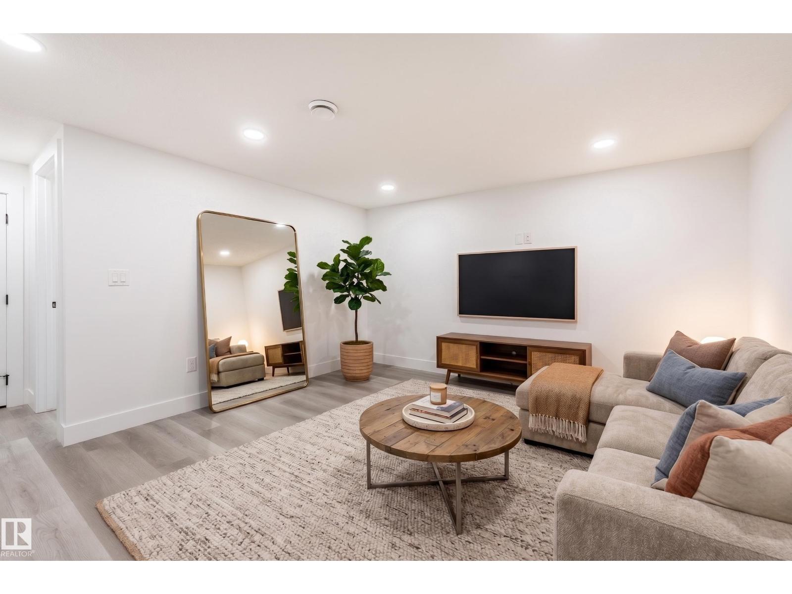 11844 ST ALBERT TR NW - 9