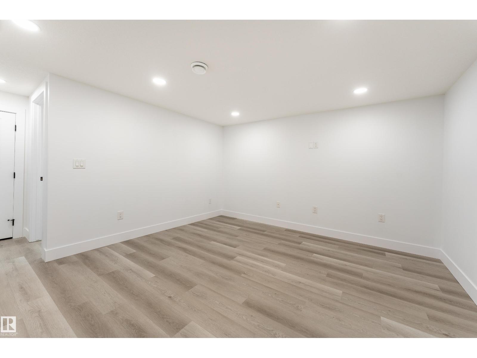 11844 ST ALBERT TR NW - 21