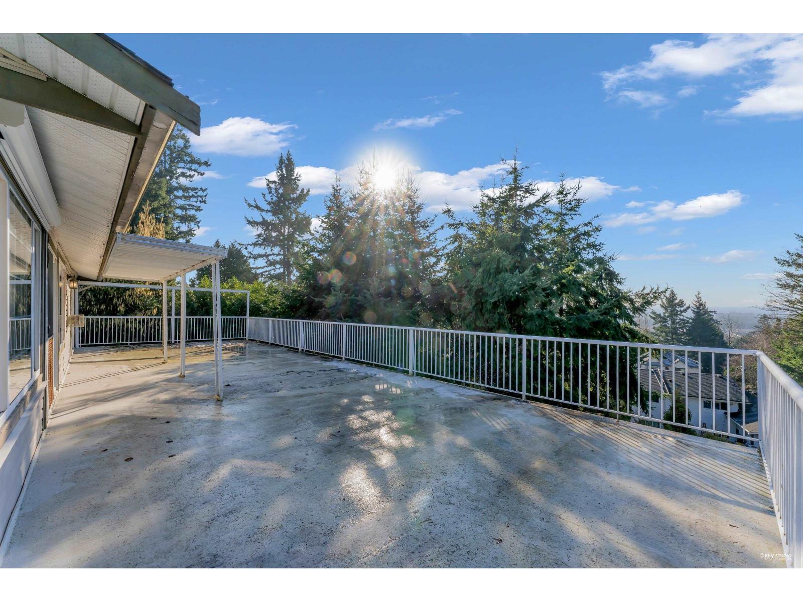 4 Bed, 4 Bath House for Sale in Delta – 8063 WILTSHIRE BOULEVARD, Delta – MLS# R3127373 - Image 10