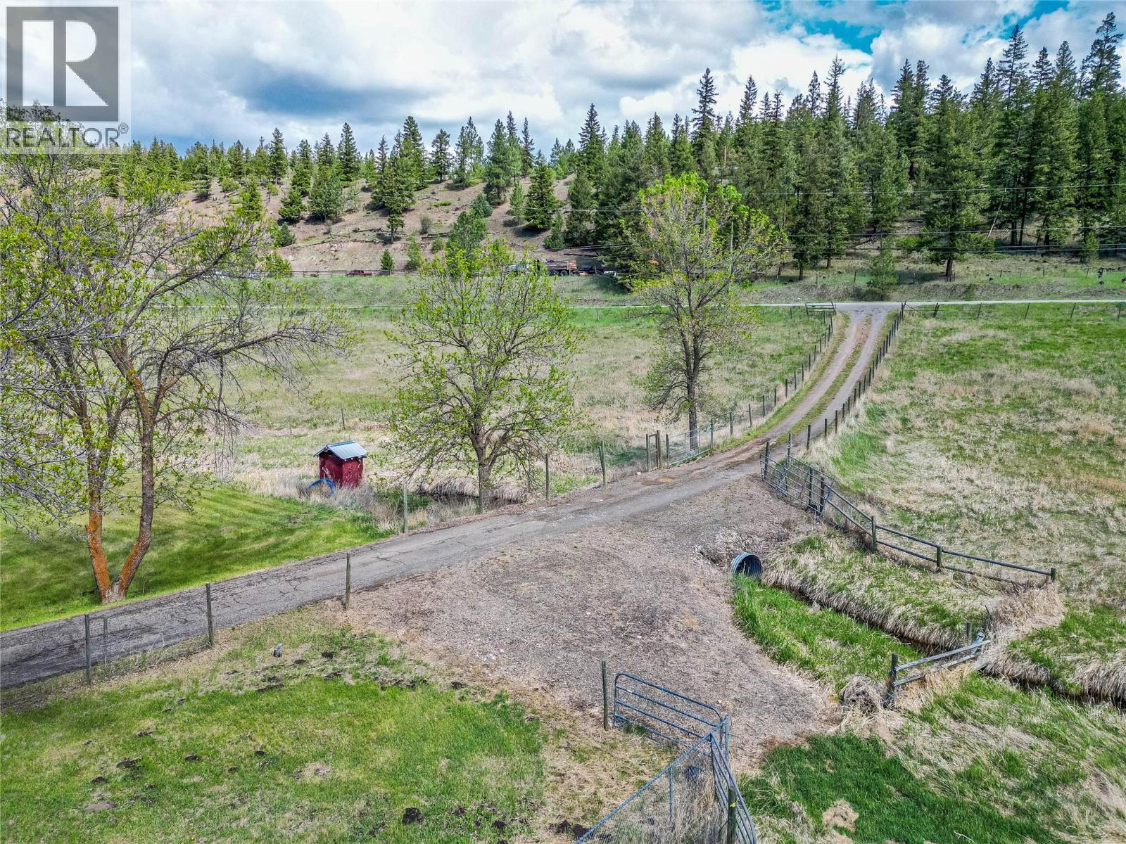 1566 Barnhartvale Road - 58