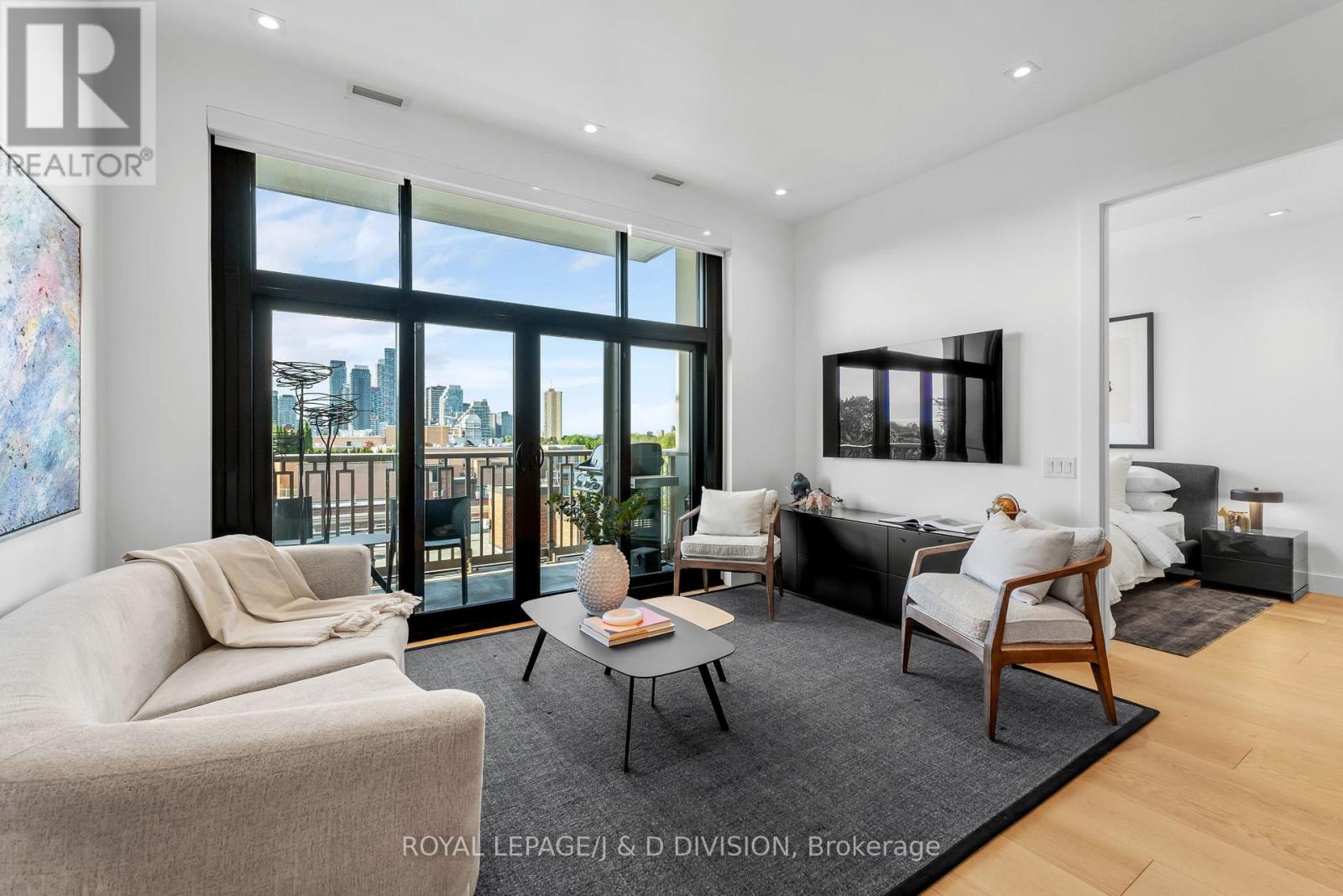 #710 1 STRATHGOWAN AVENUE - 8