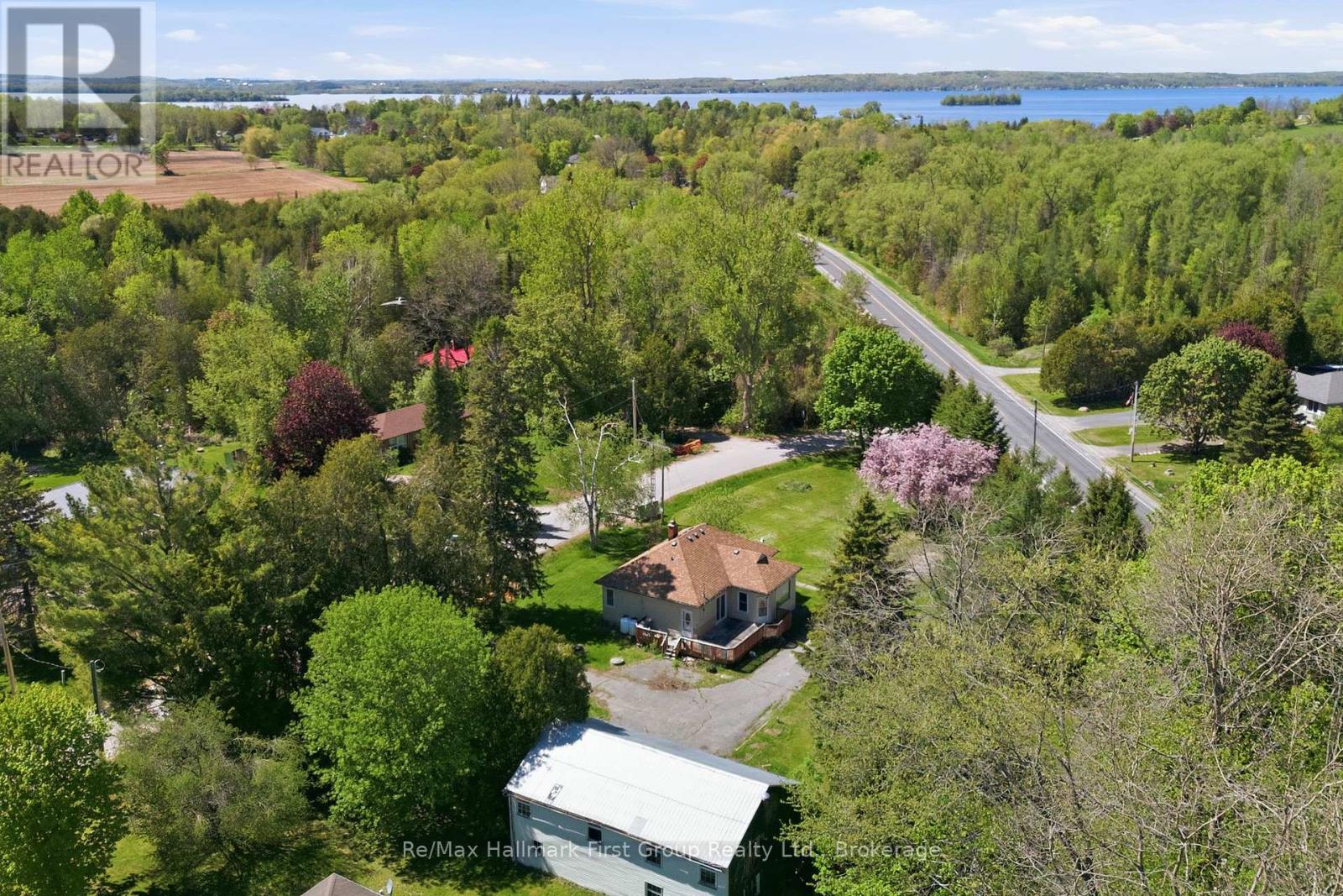5283 HILLVIEW DRIVE N - 29