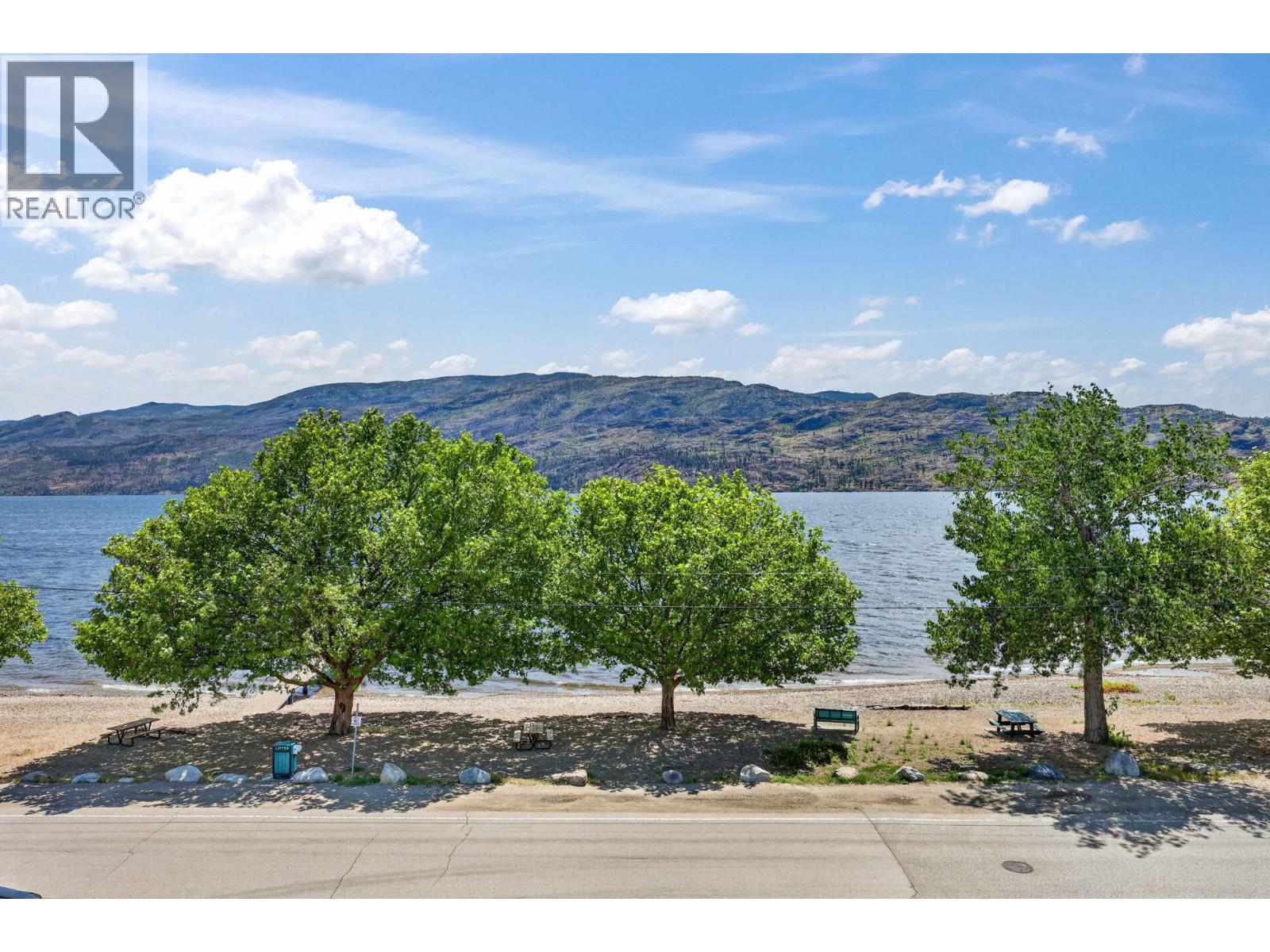 #323 3996 Beach Avenue - 30