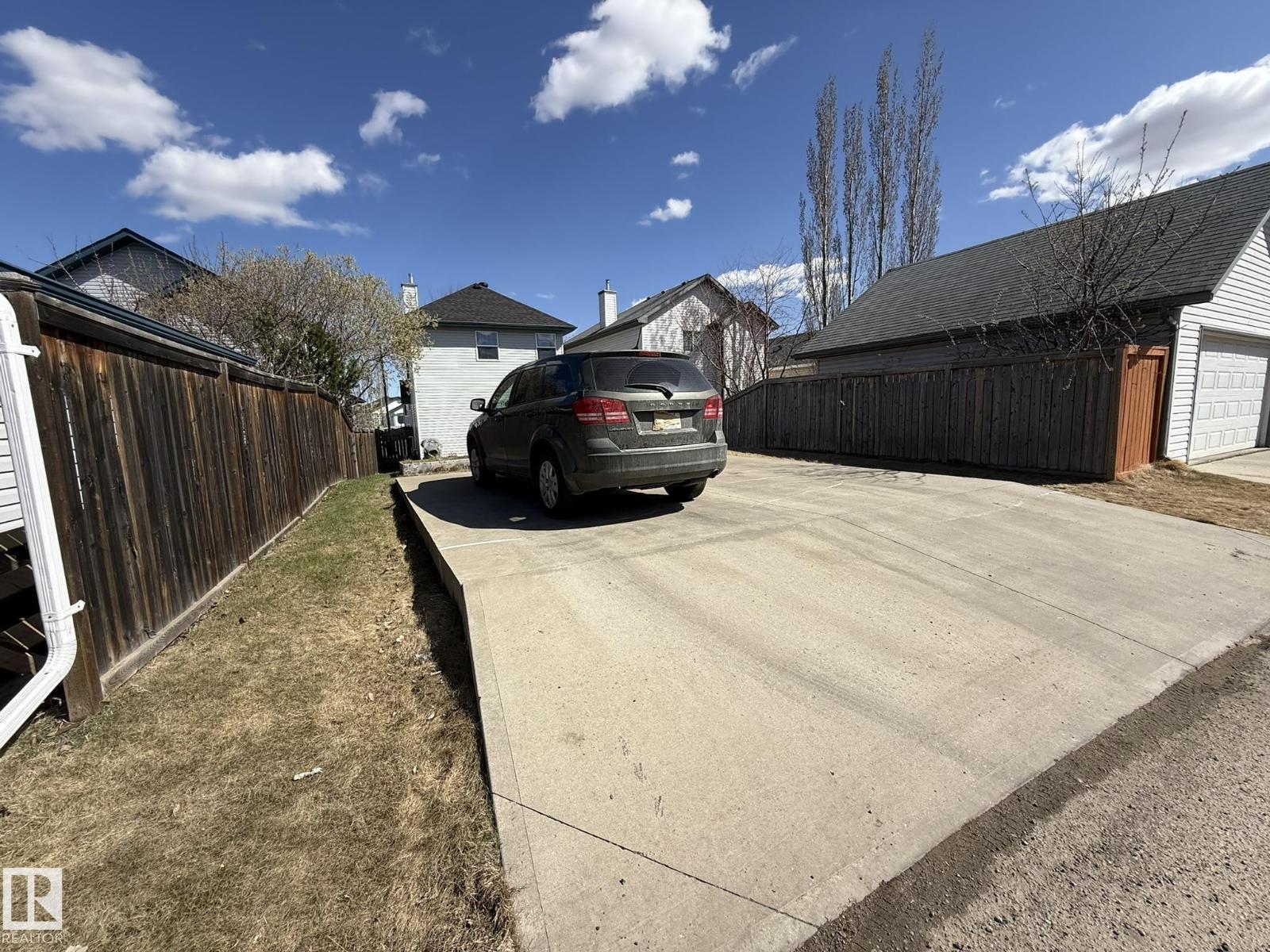 645 WINDROSS CR NW - 45