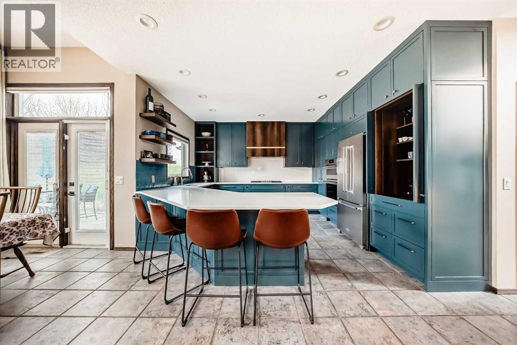 1416 Strathcona Drive SW - 4