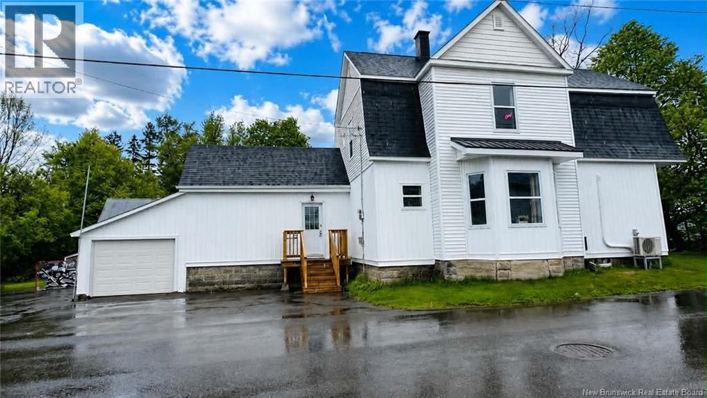 20 Maple Street - 1