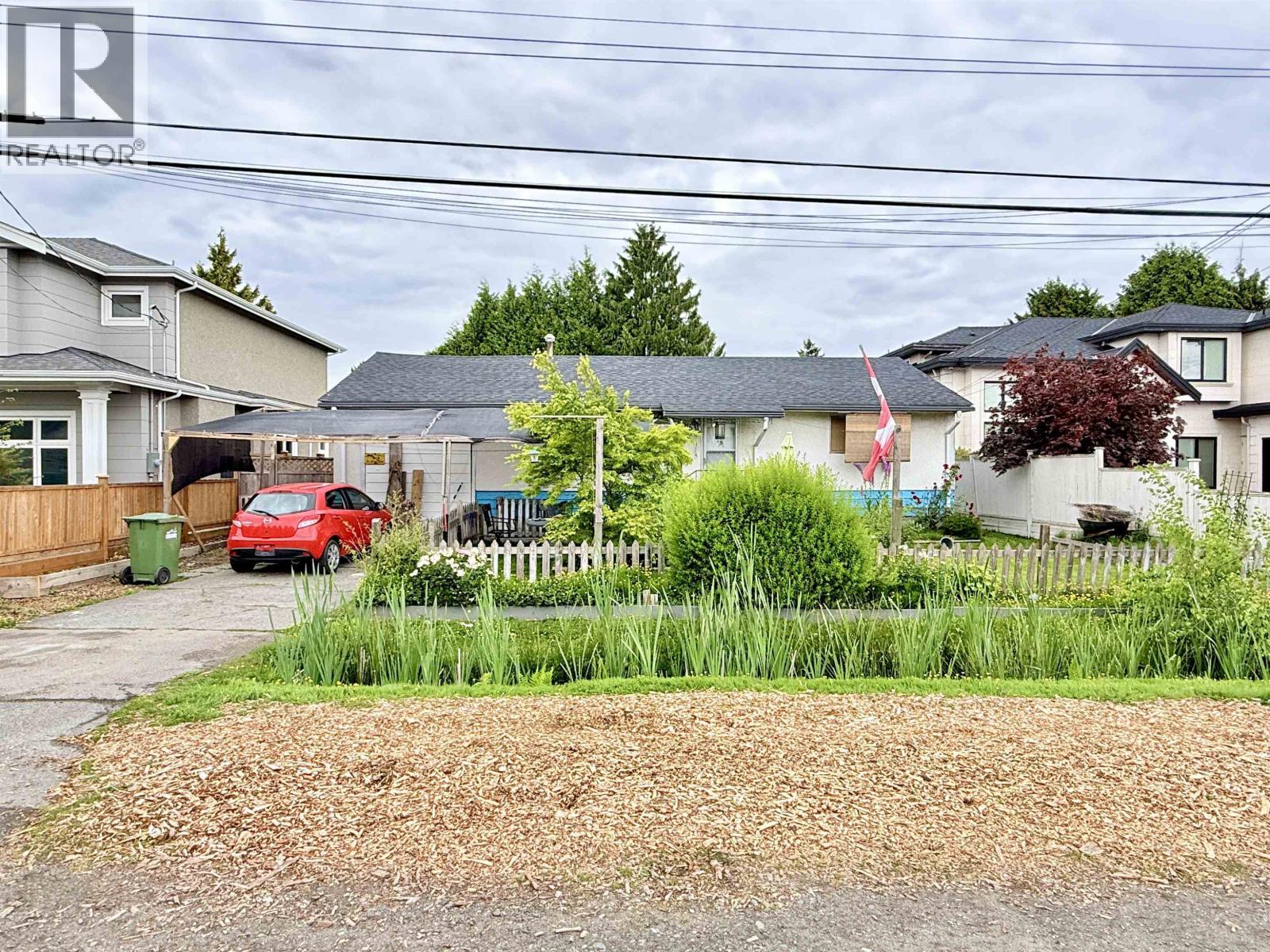 8631 LESLIE ROAD, Richmond