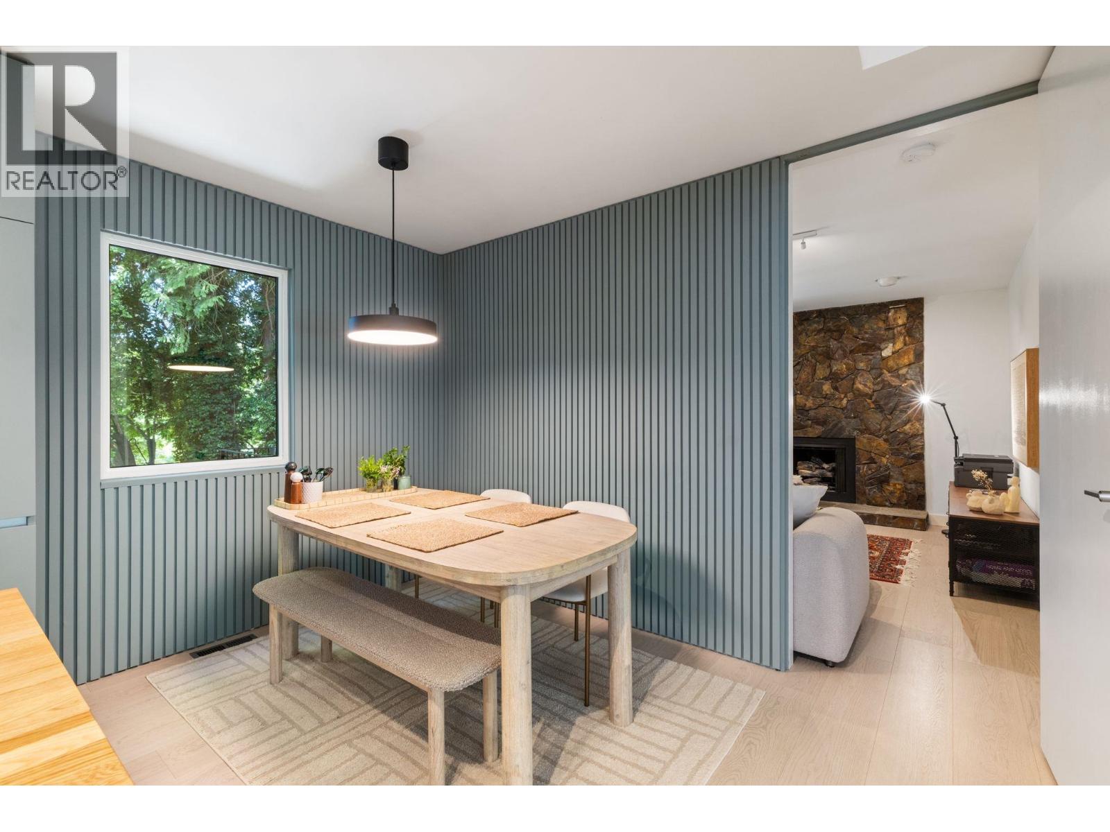2221 BOWSER AVENUE — photo 3