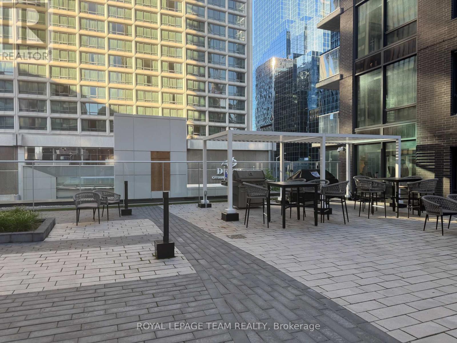 #2402 340 QUEEN STREET - 34