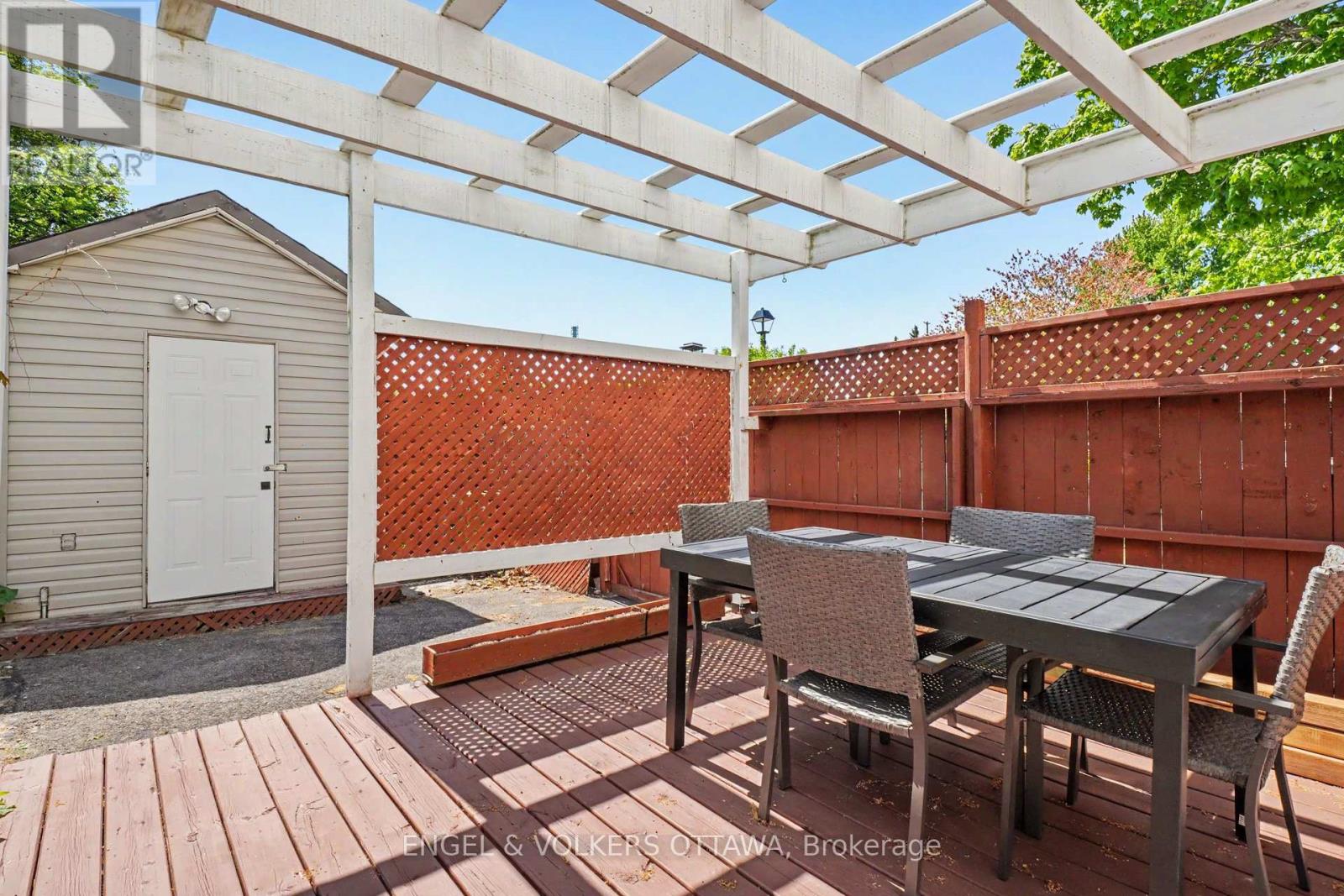 80 MORTON DRIVE - 30