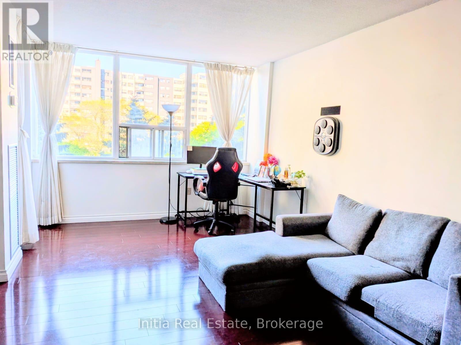#406 25 SILVER SPRINGS BOULEVARD - 8