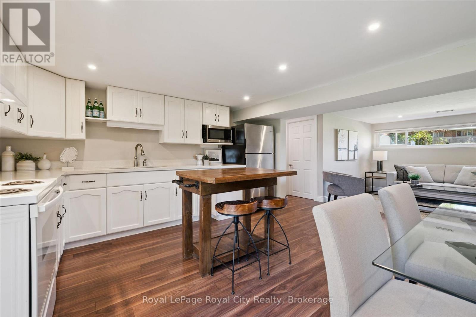 4 MACDONALD STREET - 29