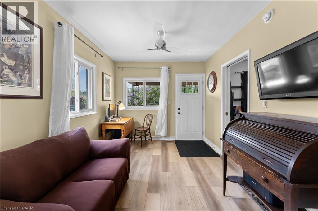17 MOOTE Street - 5