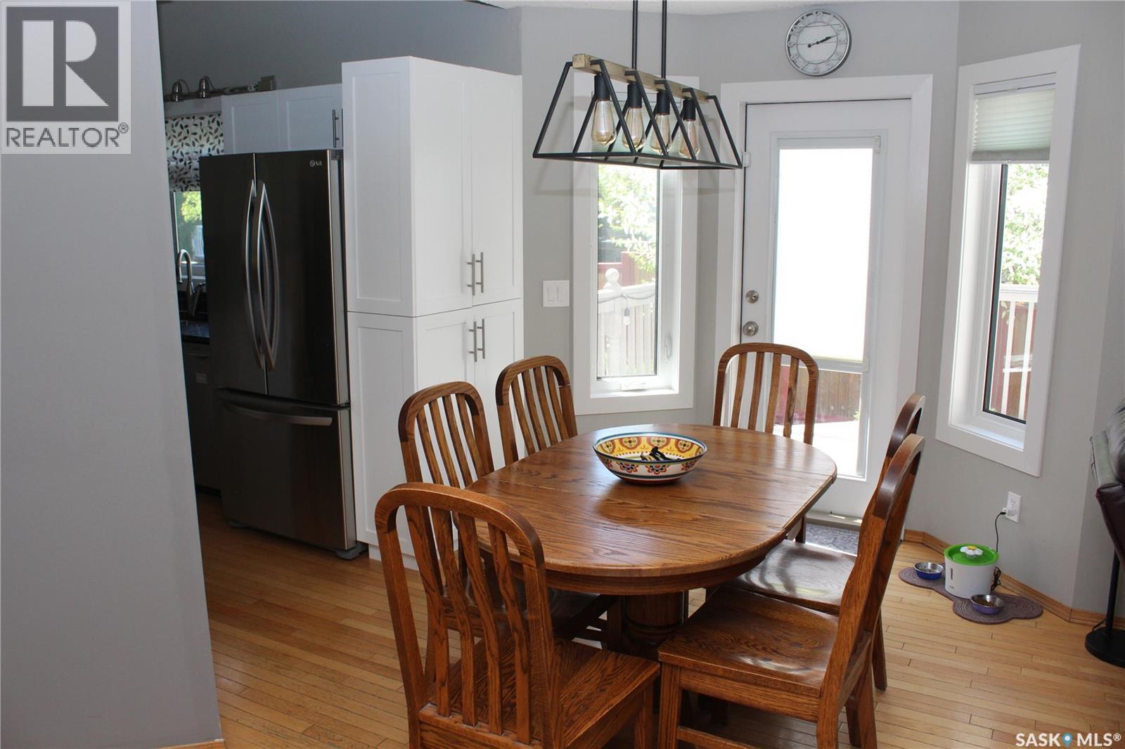 3324 Dieter BAY - 14