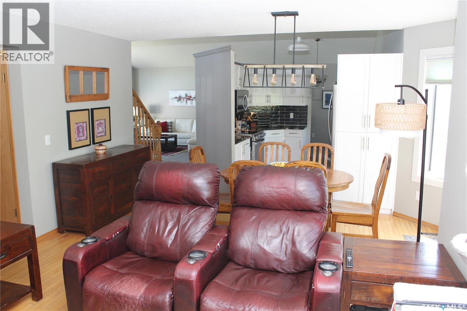 3324 Dieter BAY - 17