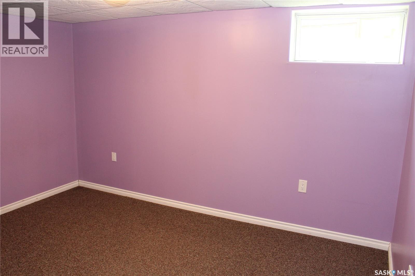 3324 Dieter BAY - 31