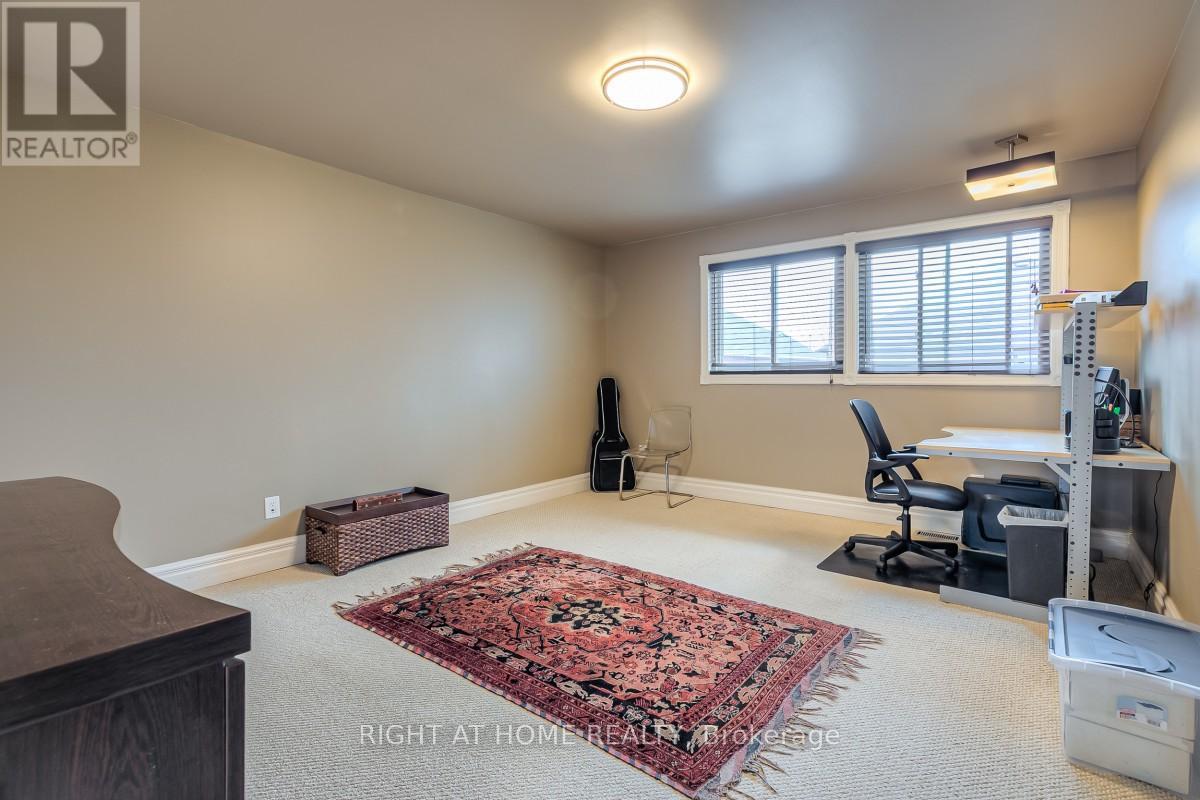 160 CARRINGTON DRIVE - 21