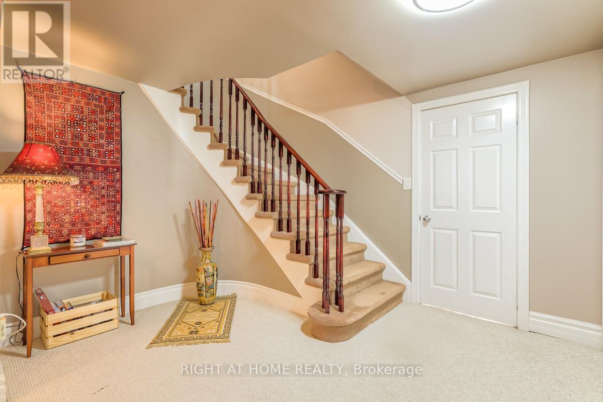 160 CARRINGTON DRIVE - 31