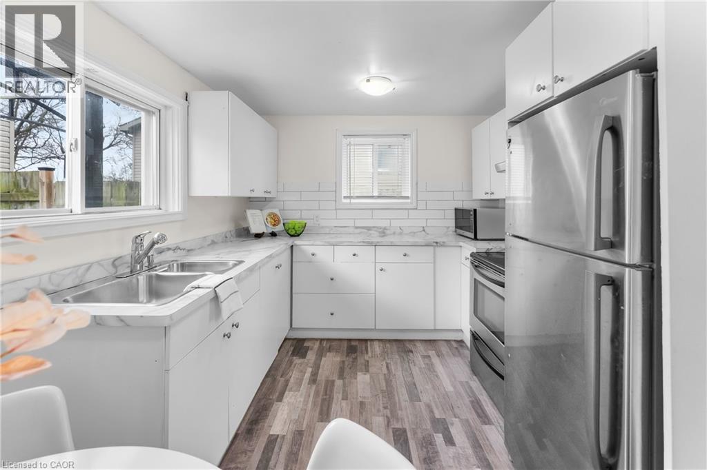146 OAKDALE Avenue - 11