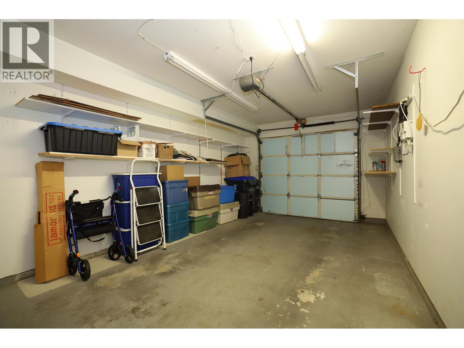 21 5610 TRAIL AVENUE, Sechelt
