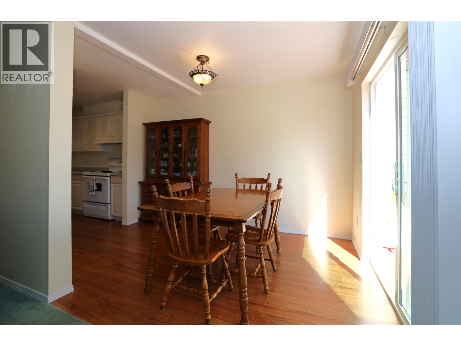 21 5610 TRAIL AVENUE, Sechelt