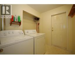 21 5610 Trail Avenue, Sechelt, BC V7Z0H8 Photo 24