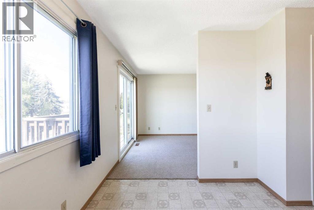 4930 59 Street — photo 10