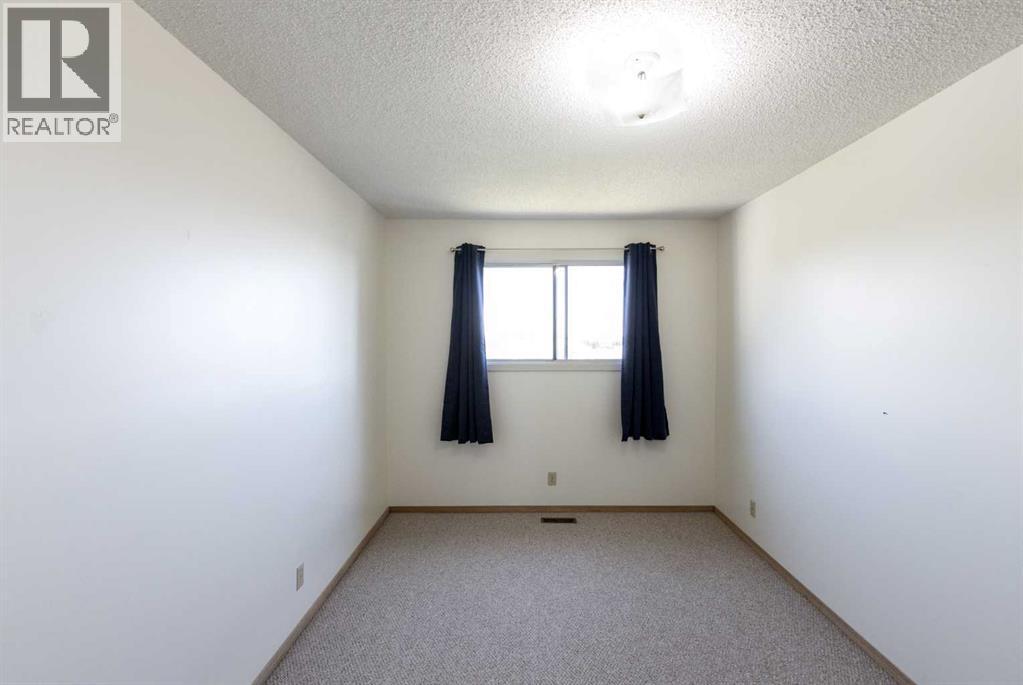 4930 59 Street — photo 20