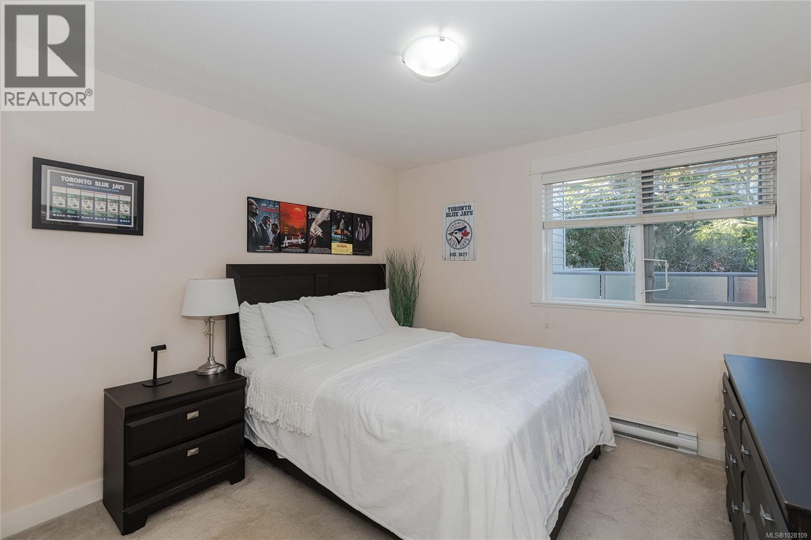 #210 1315 Esquimalt Rd - 23