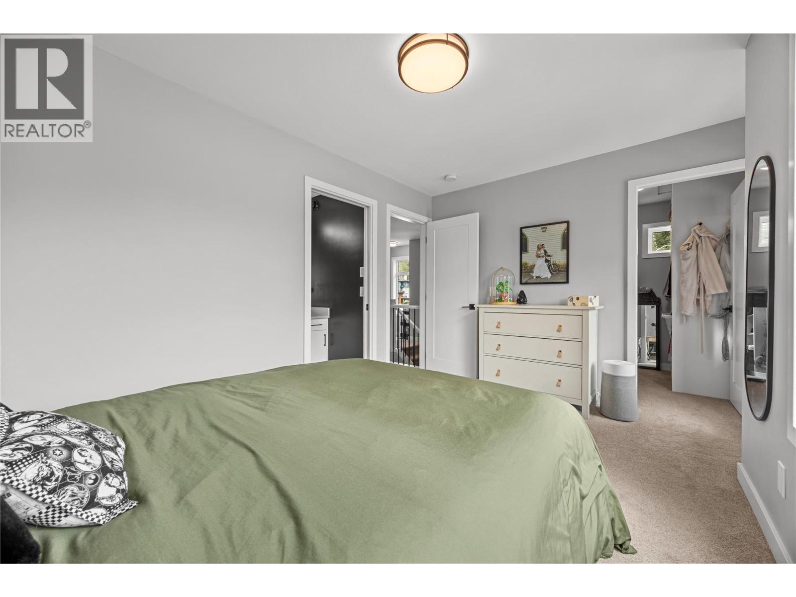 101 1435 Cara Glen Court, Kelowna