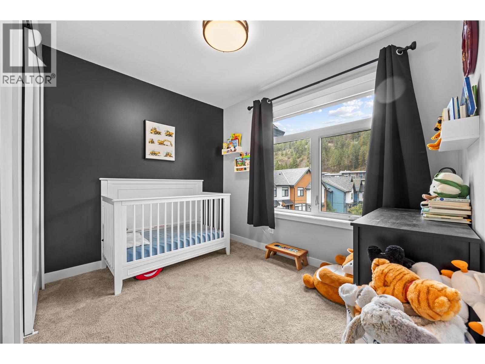 101 1435 Cara Glen Court, Kelowna