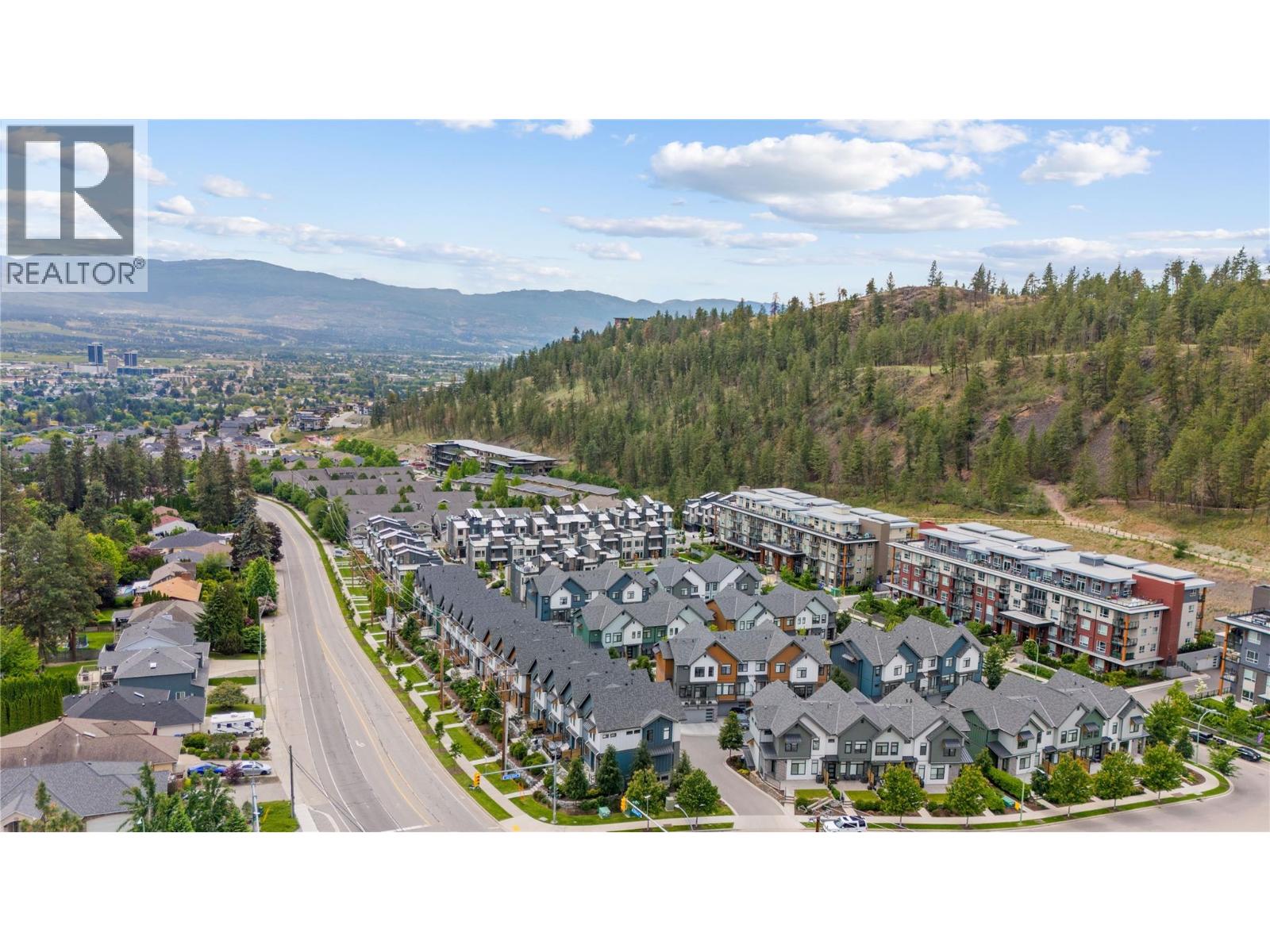 101 1435 Cara Glen Court, Kelowna