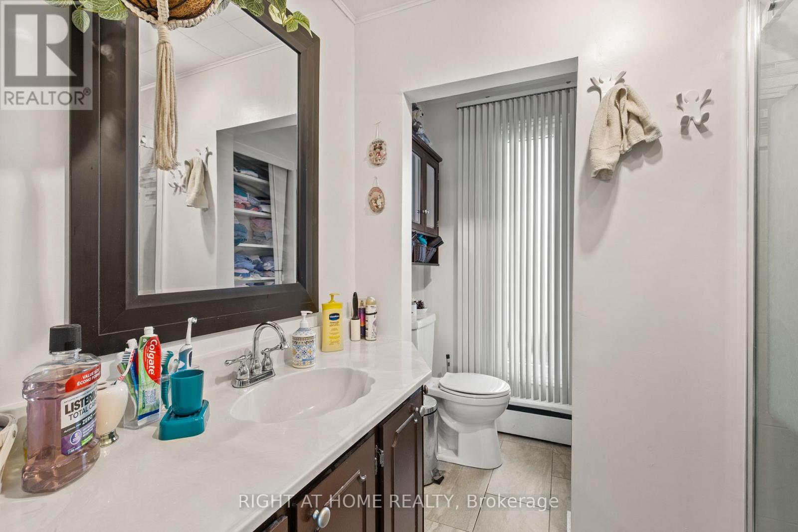 2439 RAYMOND STREET - 23