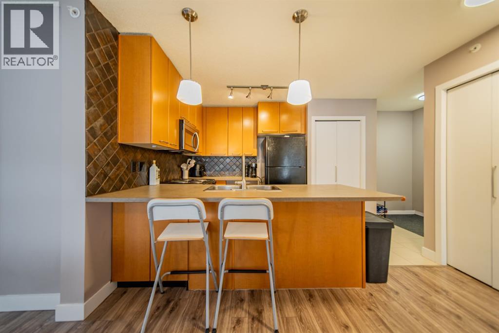 #439 35 Richard Court SW - 12