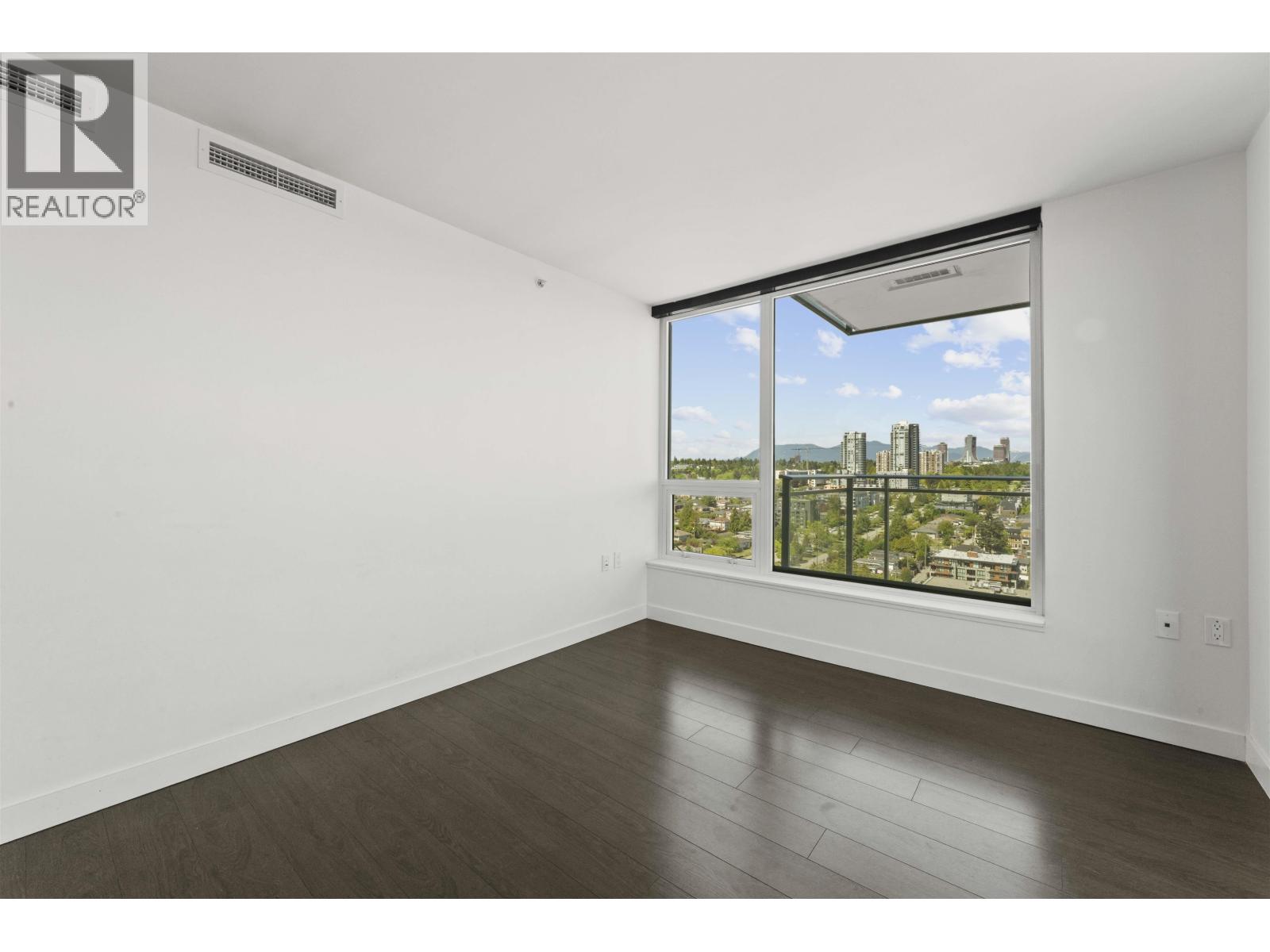 2709 455 SW MARINE DRIVE