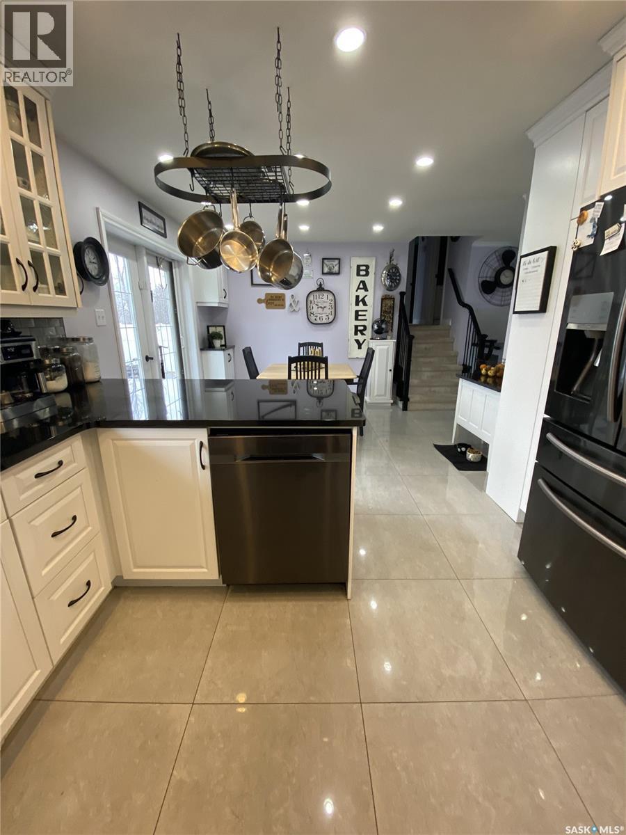 734 Wollaston COURT - 16