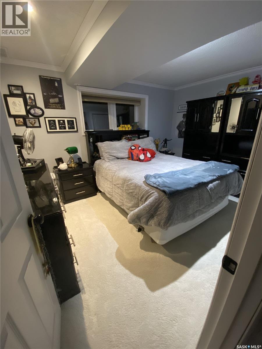 734 Wollaston COURT - 35